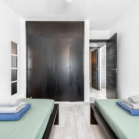 Hdfm Collection - Yumbo Paradise Apartment *