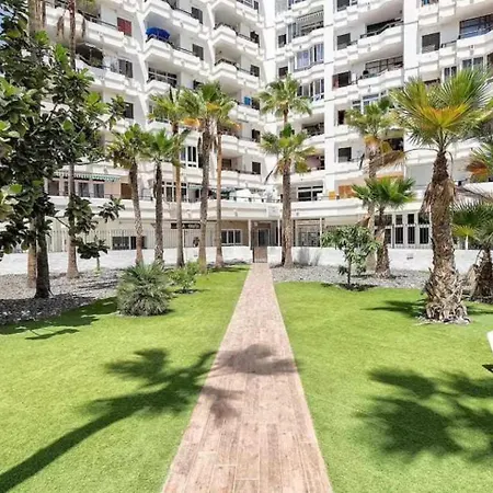 Hdfm Collection - Yumbo Paradise Apartment *